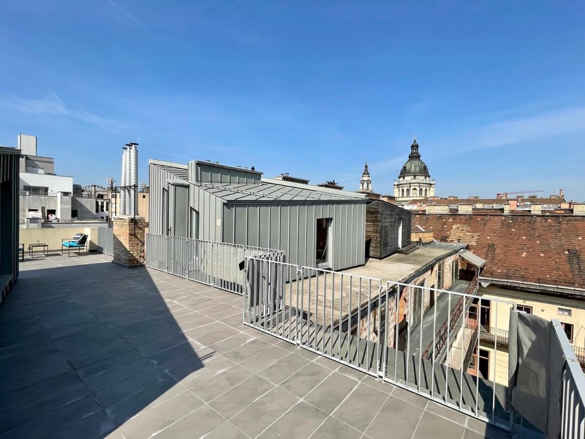 Penthouse W Private Rooftop And Free Parking Budapest Bagian luar foto