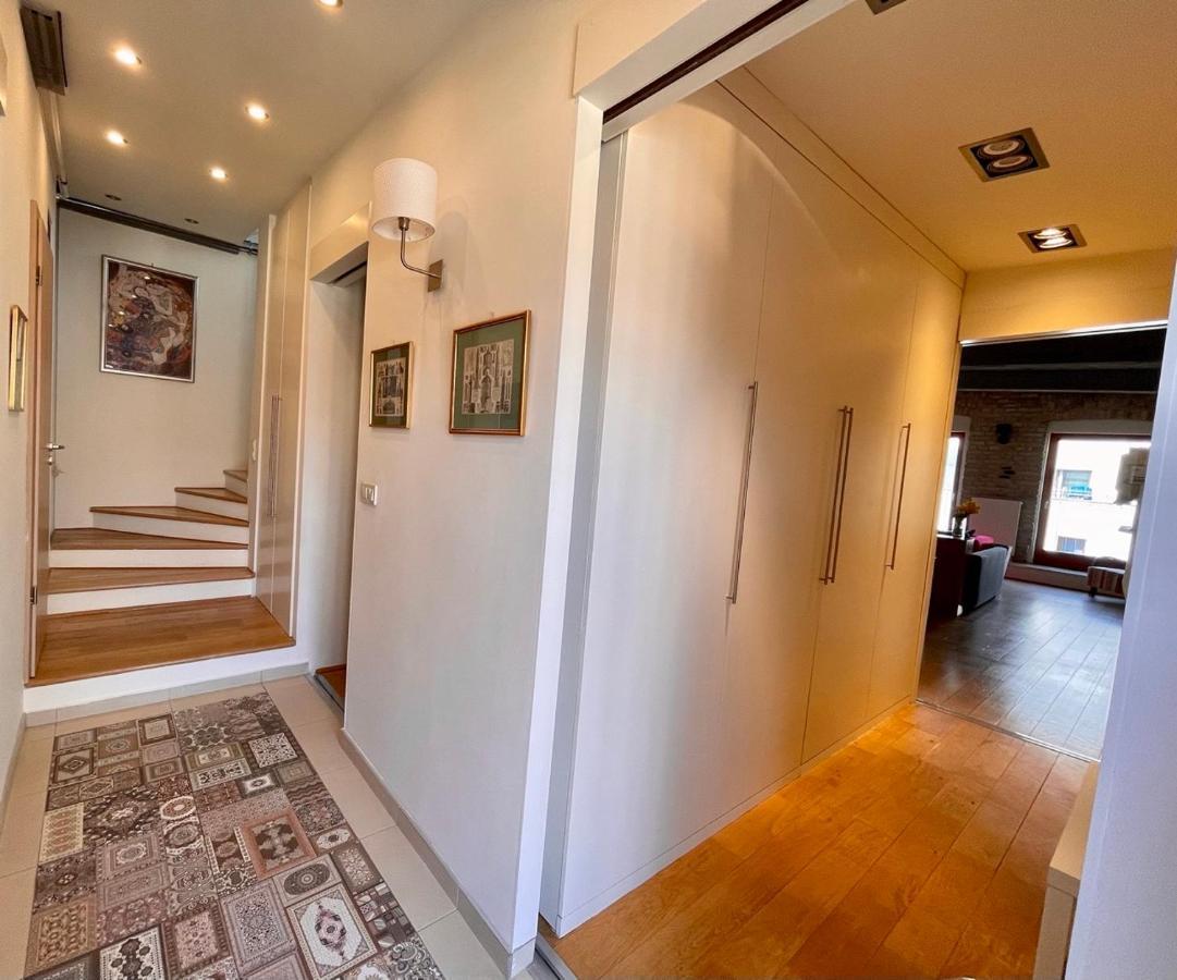 Penthouse W Private Rooftop And Free Parking Budapest Bagian luar foto