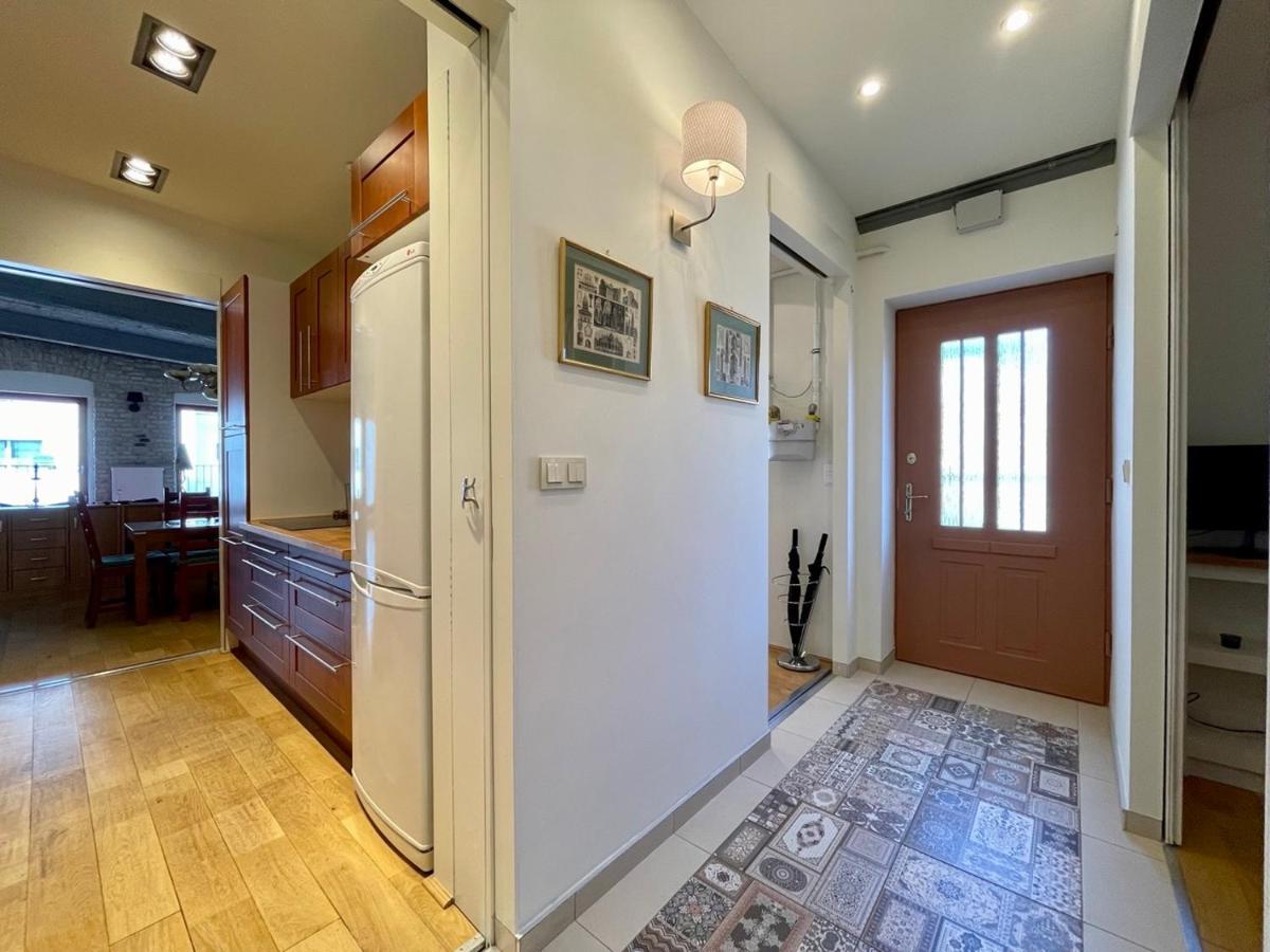 Penthouse W Private Rooftop And Free Parking Budapest Bagian luar foto