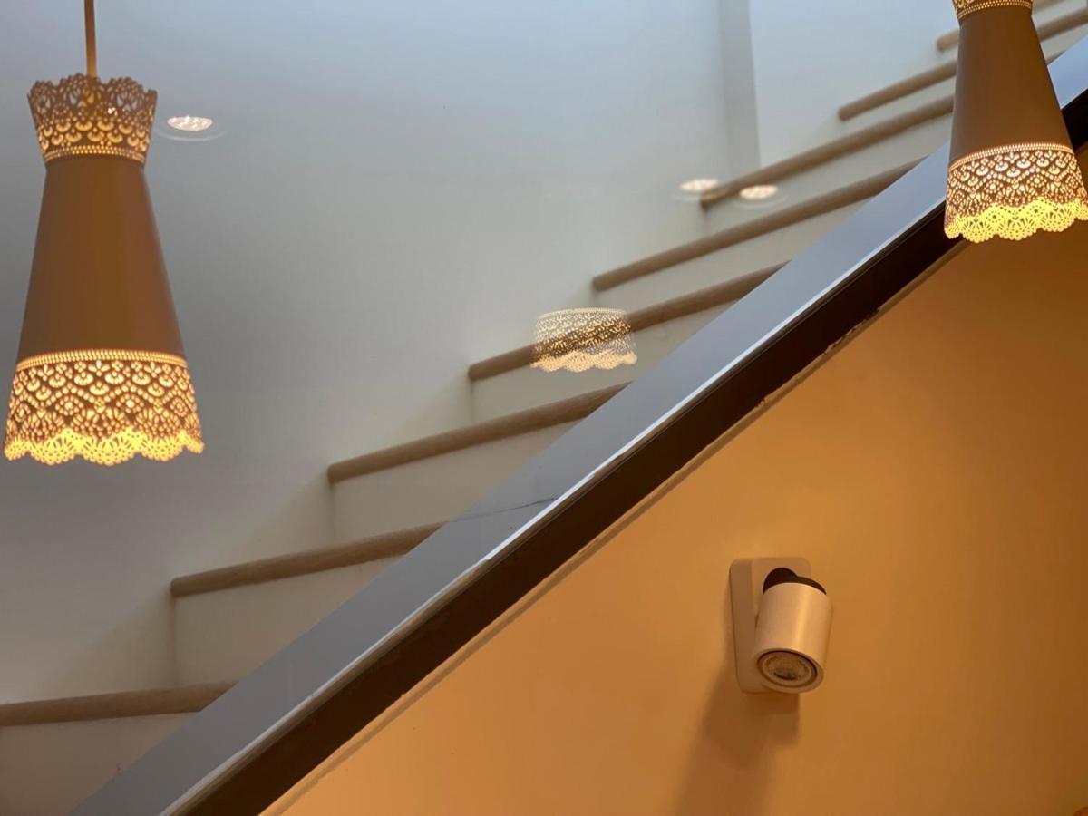 Penthouse W Private Rooftop And Free Parking Budapest Bagian luar foto