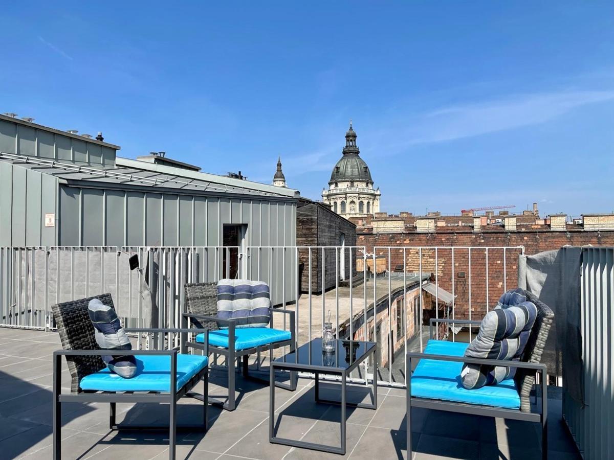 Penthouse W Private Rooftop And Free Parking Budapest Bagian luar foto